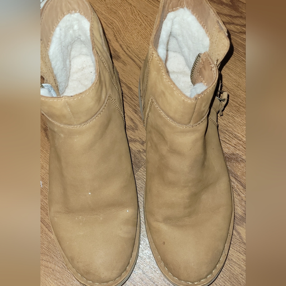 Uggs Ankle Boots size 10